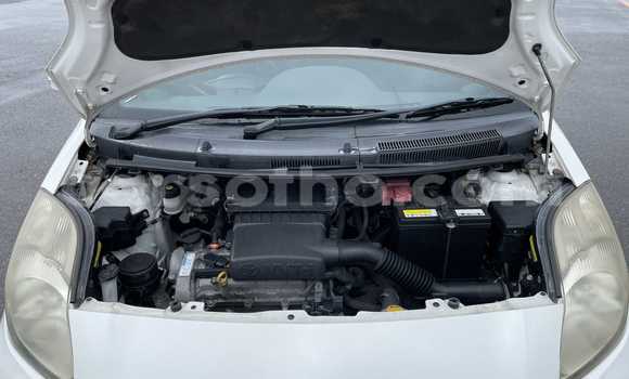 Sayi Na hannu Toyota Vitz White Mota in Maseru a Maseru Sayi Na hannu Toyota Vitz White Mota in Maseru a Maseru