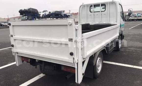 اشتري مستعمل Mitsubishi Van White شاحنة في Maseru في Maseru اشتري مستعمل Mitsubishi Van White شاحنة في Maseru في Maseru