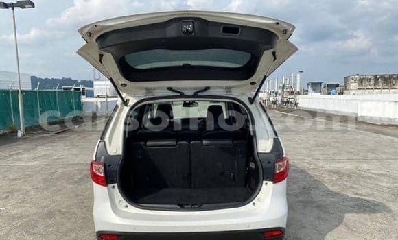 اشتري مستعمل Mazda 5 White سيارة في Maputsoe في Leribe اشتري مستعمل Mazda 5 White سيارة في Maputsoe في Leribe