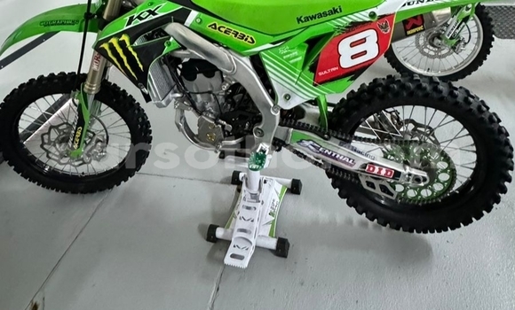 Buy Used Kawasaki KX Green Bike in Butha Buthe in Butha-Buthe