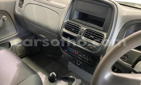 Acheter Occasion Voiture Nissan NP 300 Blanc à Maseru, Maseru Acheter Occasion Voiture Nissan NP 300 Blanc à Maseru, Maseru