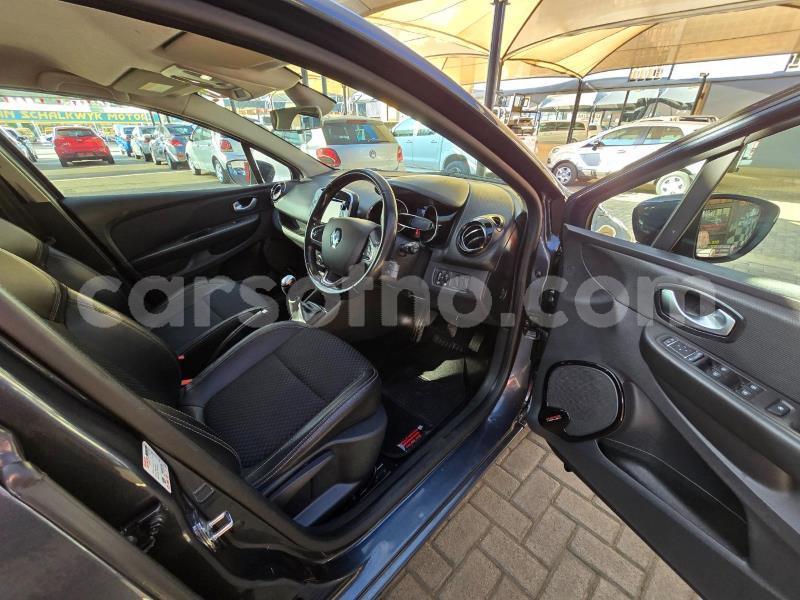 Big with watermark renault clio maseru maseru 28503