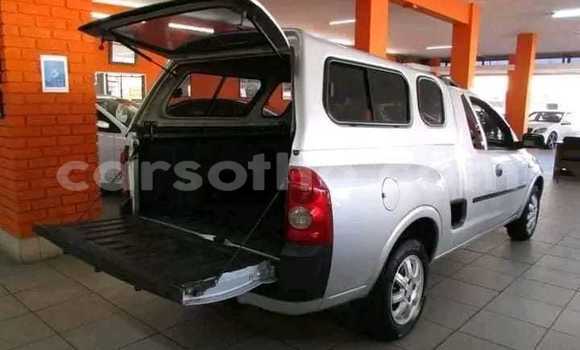 Sayi Na hannu Opel Corsa Silver Mota in Maseru a Maseru Sayi Na hannu Opel Corsa Silver Mota in Maseru a Maseru