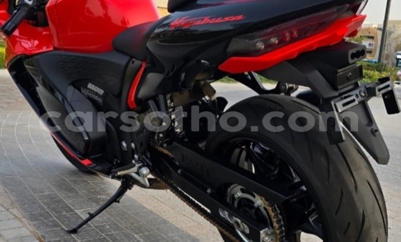 Buy Used Suzuki HAYABUSA Red Bike in Maseru in Maseru Buy Used Suzuki HAYABUSA Red Bike in Maseru in Maseru