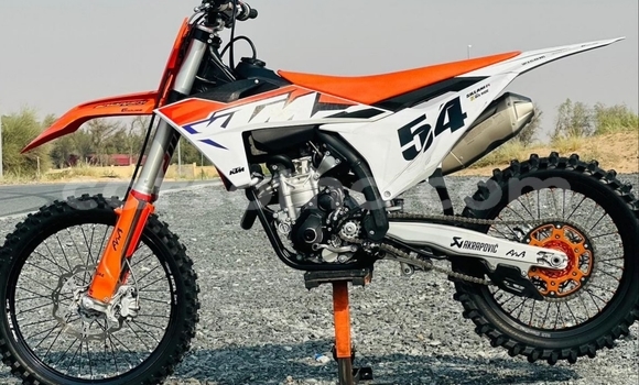 Sayi Na hannu KTM 350 White Motsi in Butha Buthe a Butha-Buthe