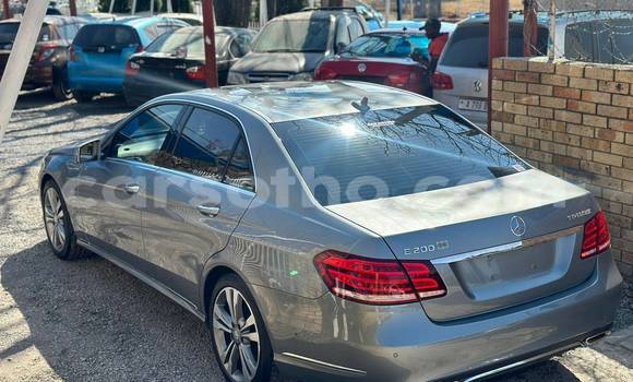 Acheter Occasion Voiture Mercedes-Benz E–Class Autre à Maputsoa, Leribe Acheter Occasion Voiture Mercedes-Benz E–Class Autre à Maputsoa, Leribe