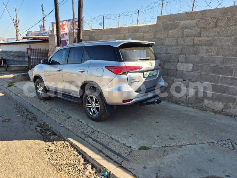 Big with watermark toyota fortuner maseru import dubai 28533