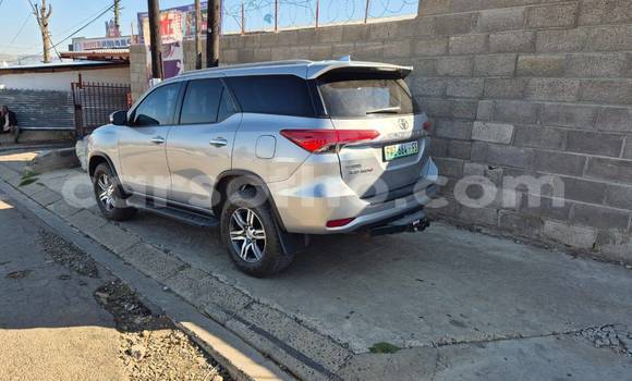 Acheter Occasion Voiture Toyota Fortuner Autre à Import - Dubai, Maseru Acheter Occasion Voiture Toyota Fortuner Autre à Import - Dubai, Maseru