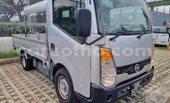 Buy Used Nissan Evalia Other Truck in Import - Dubai in Maseru