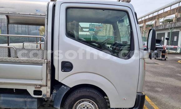 Buy Used Nissan Evalia Other Truck in Import - Dubai in Maseru Buy Used Nissan Evalia Other Truck in Import - Dubai in Maseru