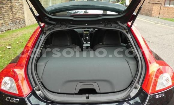 Sayi Na hannu Volvo C30 Black Mota in Roma a Maseru Sayi Na hannu Volvo C30 Black Mota in Roma a Maseru