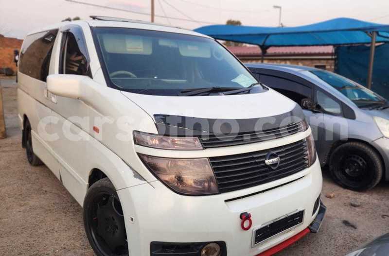 Big with watermark nissan elgrand maseru import dubai 28549