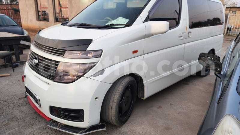 Big with watermark nissan elgrand maseru import dubai 28549