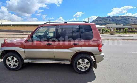 اشتري مستعمل Mitsubishi Pajero Red سيارة في Mafeteng في Mafeteng