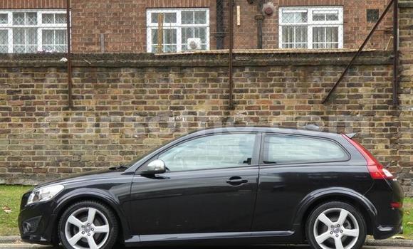 Sayi Na hannu Volvo C30 Black Mota in Roma a Maseru Sayi Na hannu Volvo C30 Black Mota in Roma a Maseru