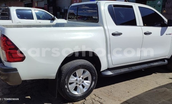 اشتري مستعمل Toyota GT86 White سيارة في Import - Dubai في Maseru اشتري مستعمل Toyota GT86 White سيارة في Import - Dubai في Maseru