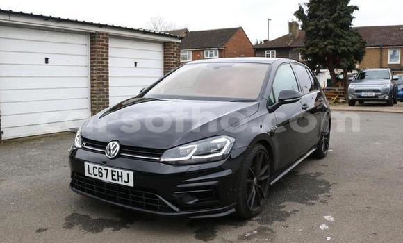 Sayi Na hannu Volkswagen Golf Black Mota in Teyateyaneng a Berea Sayi Na hannu Volkswagen Golf Black Mota in Teyateyaneng a Berea