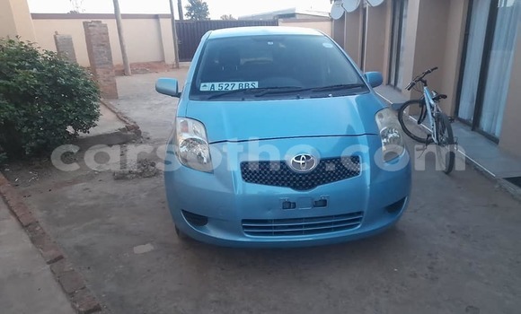Buy Used Toyota Vitz Blue Car in Mafeteng in Mafeteng