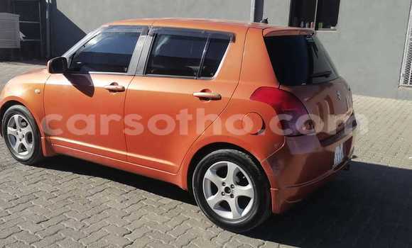 Sayi Na hannu Suzuki Swift Red Mota in Hlotse a Leribe Sayi Na hannu Suzuki Swift Red Mota in Hlotse a Leribe