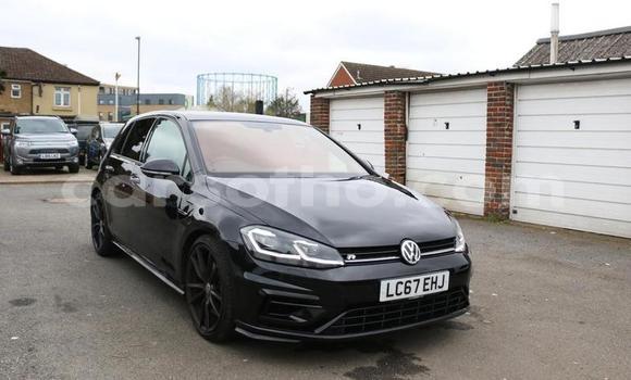 Sayi Na hannu Volkswagen Golf Black Mota in Teyateyaneng a Berea Sayi Na hannu Volkswagen Golf Black Mota in Teyateyaneng a Berea