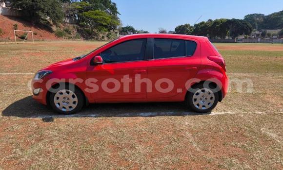 Sayi Na hannu Hyundai i20 Red Mota in Maseru a Maseru Sayi Na hannu Hyundai i20 Red Mota in Maseru a Maseru
