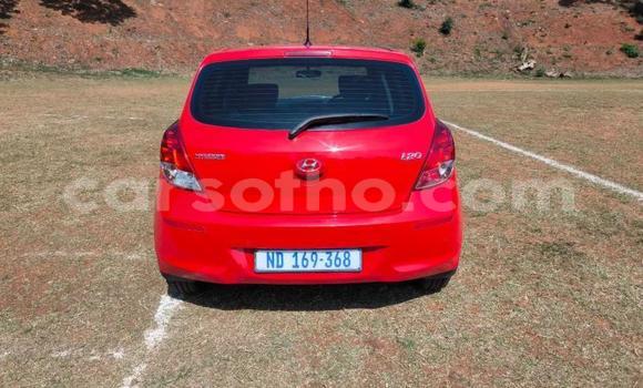 Sayi Na hannu Hyundai i20 Red Mota in Maseru a Maseru Sayi Na hannu Hyundai i20 Red Mota in Maseru a Maseru