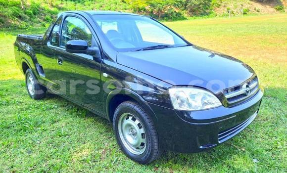 Sayi Na hannu Opel Corsa Black Mota in Maseru a Maseru Sayi Na hannu Opel Corsa Black Mota in Maseru a Maseru