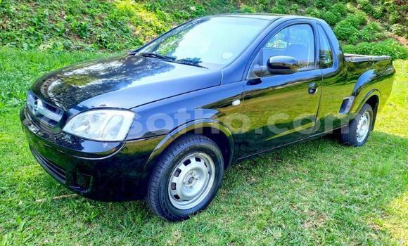 Sayi Na hannu Opel Corsa Black Mota in Maseru a Maseru Sayi Na hannu Opel Corsa Black Mota in Maseru a Maseru
