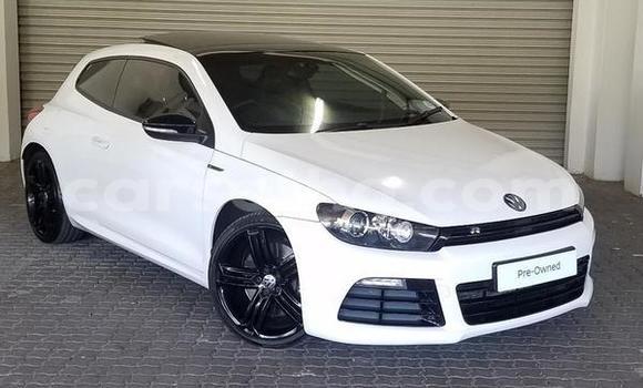 Acheter Occasion Voiture Volkswagen Scirocco R Blanc à Butha–Buthe, Thaba-Tseka Acheter Occasion Voiture Volkswagen Scirocco R Blanc à Butha–Buthe, Thaba-Tseka