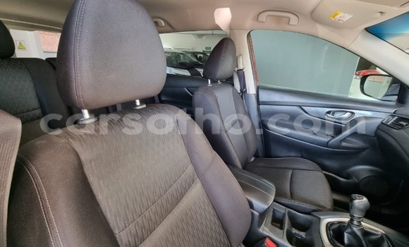 Sayi Na hannu Nissan X–Trail Red Mota in Maseru a Maseru Sayi Na hannu Nissan X–Trail Red Mota in Maseru a Maseru