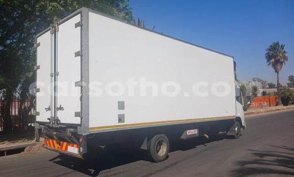 اشتري مستعمل Isuzu FTR 850 White شاحنة في Maseru في Maseru اشتري مستعمل Isuzu FTR 850 White شاحنة في Maseru في Maseru