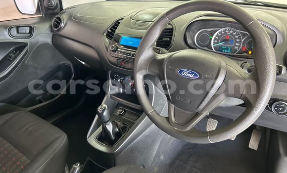 Sayi Na hannu Ford Fiesta White Mota in Maseru a Maseru Sayi Na hannu Ford Fiesta White Mota in Maseru a Maseru