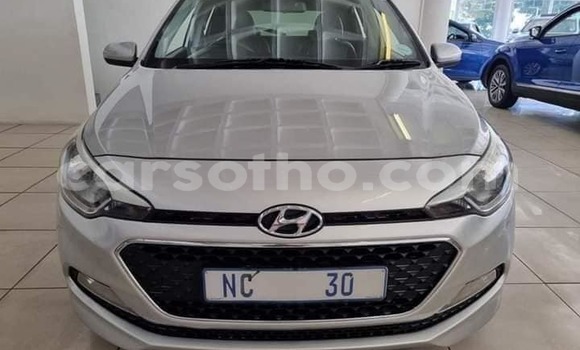 Acheter Occasion Voiture Hyundai i20 Gris à Maseru, Maseru Acheter Occasion Voiture Hyundai i20 Gris à Maseru, Maseru