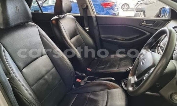 اشتري مستعمل Hyundai i20 Silver سيارة في Maseru في Maseru اشتري مستعمل Hyundai i20 Silver سيارة في Maseru في Maseru