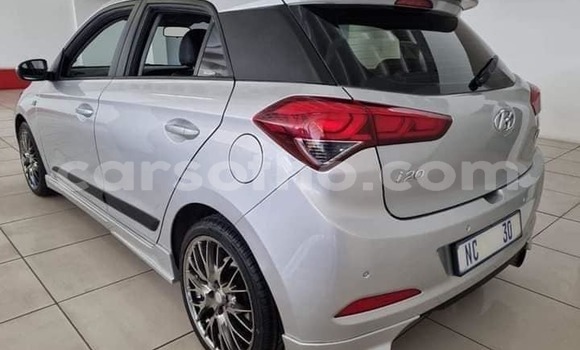 اشتري مستعمل Hyundai i20 Silver سيارة في Maseru في Maseru اشتري مستعمل Hyundai i20 Silver سيارة في Maseru في Maseru