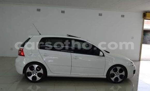 Sayi Na hannu Volkswagen Golf GTI White Mota in Maseru a Maseru Sayi Na hannu Volkswagen Golf GTI White Mota in Maseru a Maseru