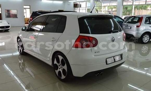 Sayi Na hannu Volkswagen Golf GTI White Mota in Maseru a Maseru Sayi Na hannu Volkswagen Golf GTI White Mota in Maseru a Maseru