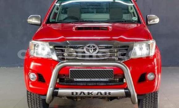 Sayi Na hannu Toyota Hilux Red Mota in Maseru a Maseru