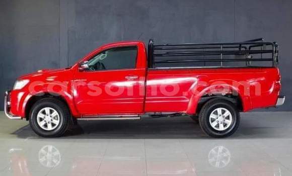 Sayi Na hannu Toyota Hilux Red Mota in Maseru a Maseru Sayi Na hannu Toyota Hilux Red Mota in Maseru a Maseru