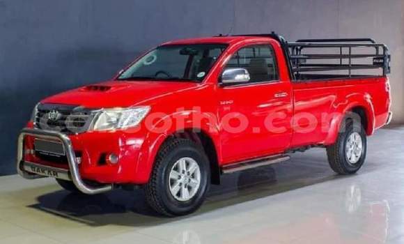 Sayi Na hannu Toyota Hilux Red Mota in Maseru a Maseru Sayi Na hannu Toyota Hilux Red Mota in Maseru a Maseru