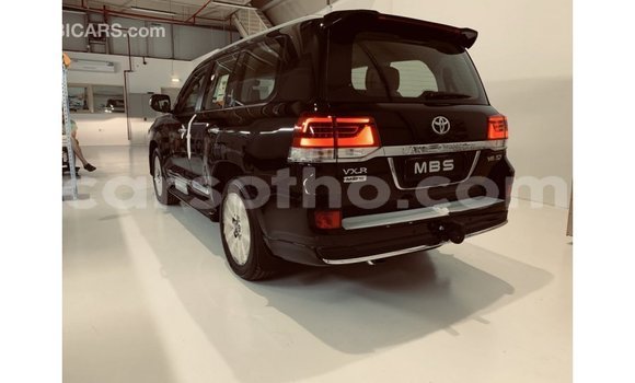 اشتري Imported Toyota Land Cruiser Black سيارة في Import - Dubai في Maseru اشتري Imported Toyota Land Cruiser Black سيارة في Import - Dubai في Maseru