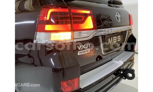 اشتري Imported Toyota Land Cruiser Black سيارة في Import - Dubai في Maseru اشتري Imported Toyota Land Cruiser Black سيارة في Import - Dubai في Maseru