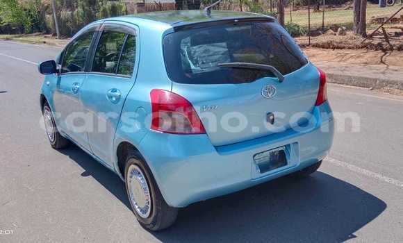 Sayi Na hannu Toyota Vitz Blue Mota in Import - Dubai a Maseru Sayi Na hannu Toyota Vitz Blue Mota in Import - Dubai a Maseru