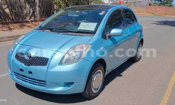 Sayi Na hannu Toyota Vitz Blue Mota in Import - Dubai a Maseru Sayi Na hannu Toyota Vitz Blue Mota in Import - Dubai a Maseru