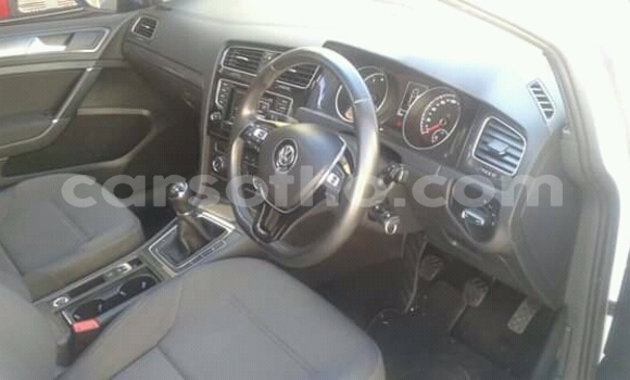 اشتري مستعمل Volkswagen Golf White سيارة في Maseru في Maseru اشتري مستعمل Volkswagen Golf White سيارة في Maseru في Maseru