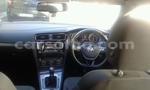 اشتري مستعمل Volkswagen Golf White سيارة في Maseru في Maseru اشتري مستعمل Volkswagen Golf White سيارة في Maseru في Maseru