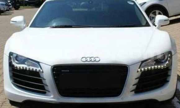 Buy Used Audi R8 White Car in Maseru in Maseru Buy Used Audi R8 White Car in Maseru in Maseru
