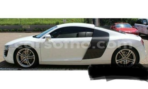 Buy Used Audi R8 White Car in Maseru in Maseru Buy Used Audi R8 White Car in Maseru in Maseru