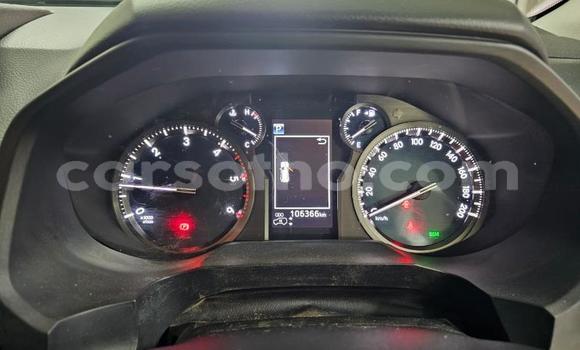 Sayi Na hannu Toyota Land Cruiser Prado White Mota in Maseru a Maseru Sayi Na hannu Toyota Land Cruiser Prado White Mota in Maseru a Maseru