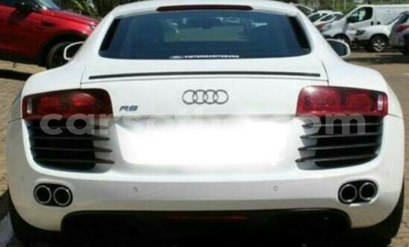 Buy Used Audi R8 White Car in Maseru in Maseru Buy Used Audi R8 White Car in Maseru in Maseru